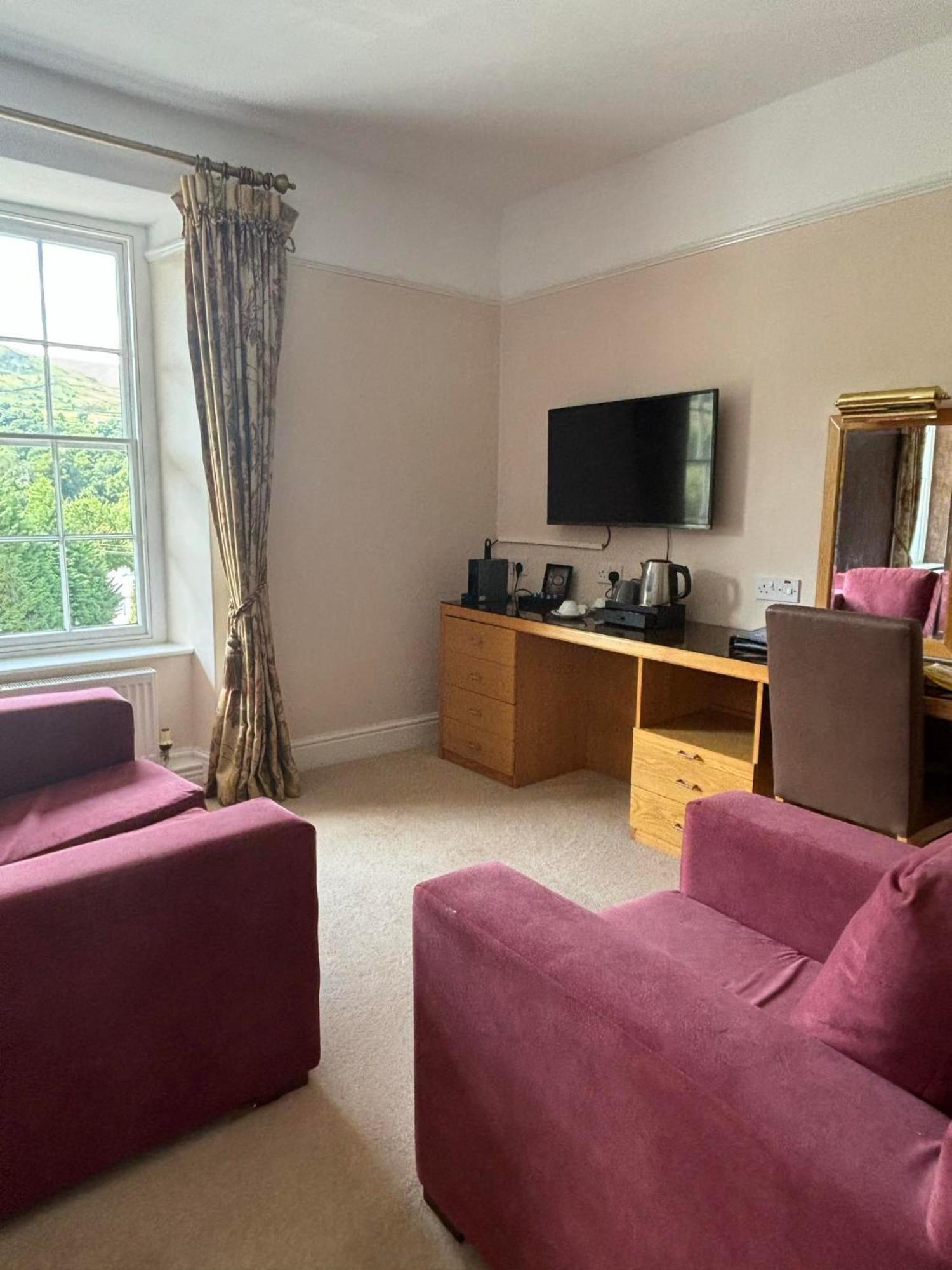 לאנבריס Royal Victoria Hotel Snowdonia מראה חיצוני תמונה