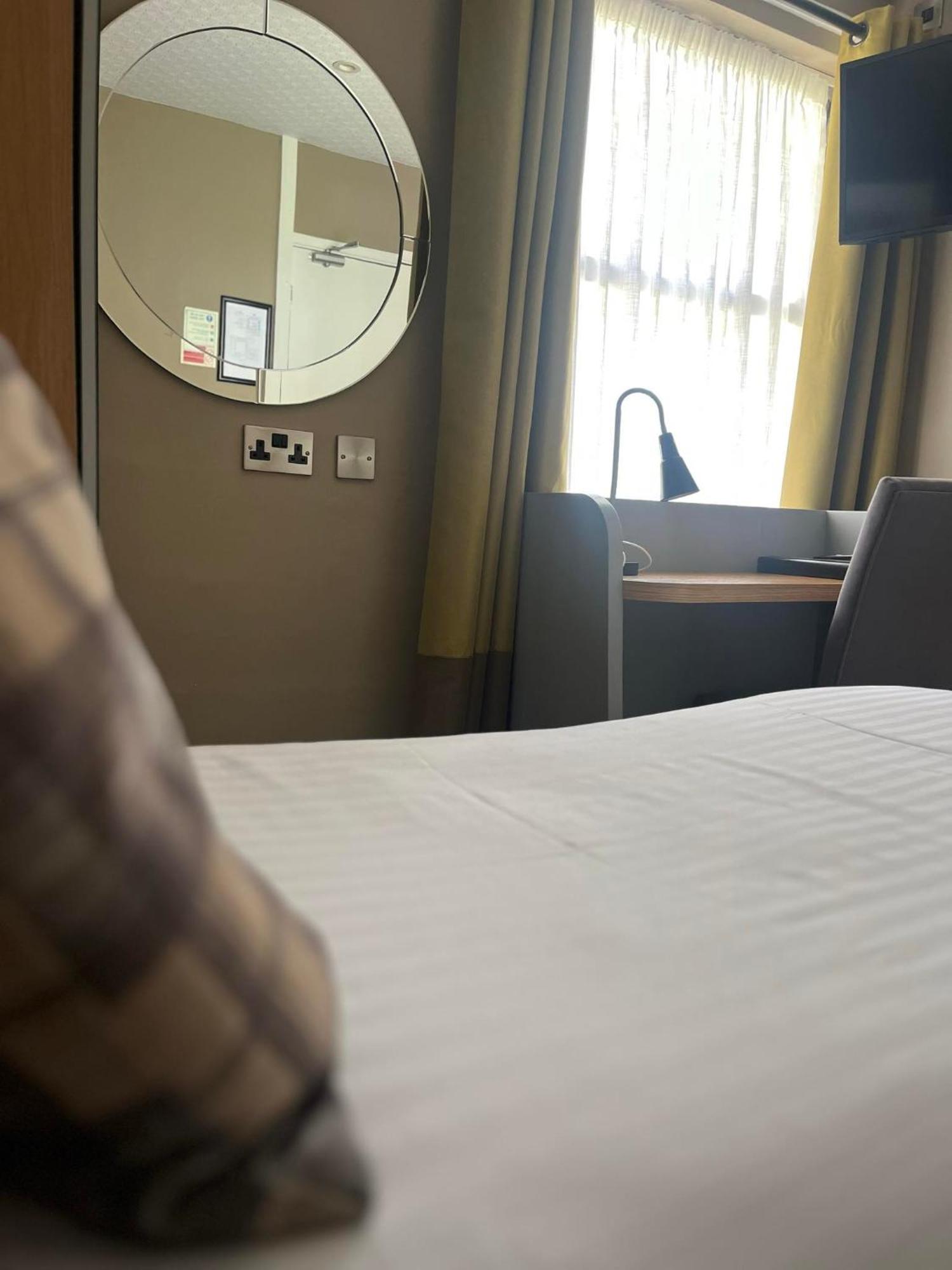 לאנבריס Royal Victoria Hotel Snowdonia מראה חיצוני תמונה